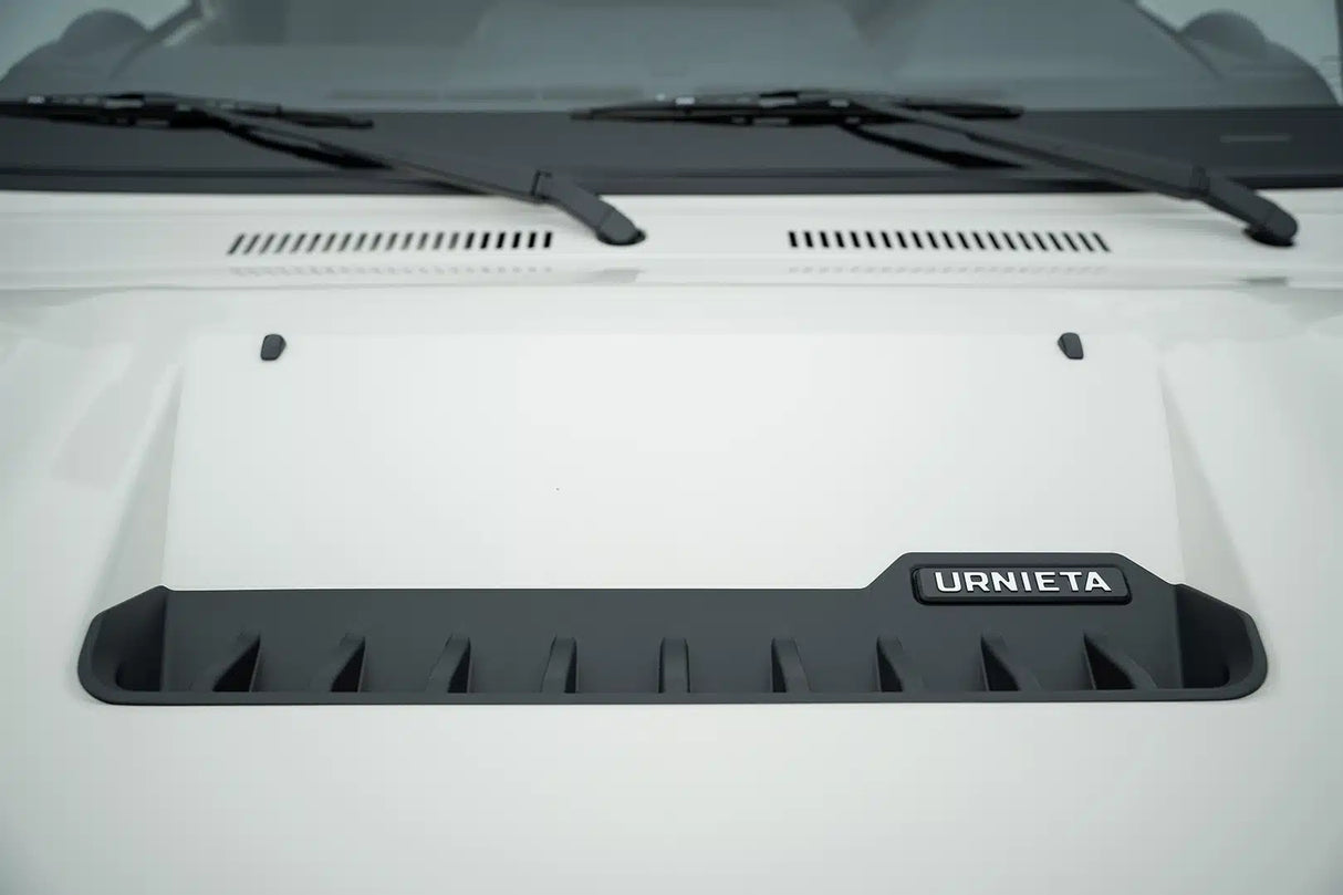 URNIETA Carbon Bonnet Kit | 70 Series LandCruiser 2023+