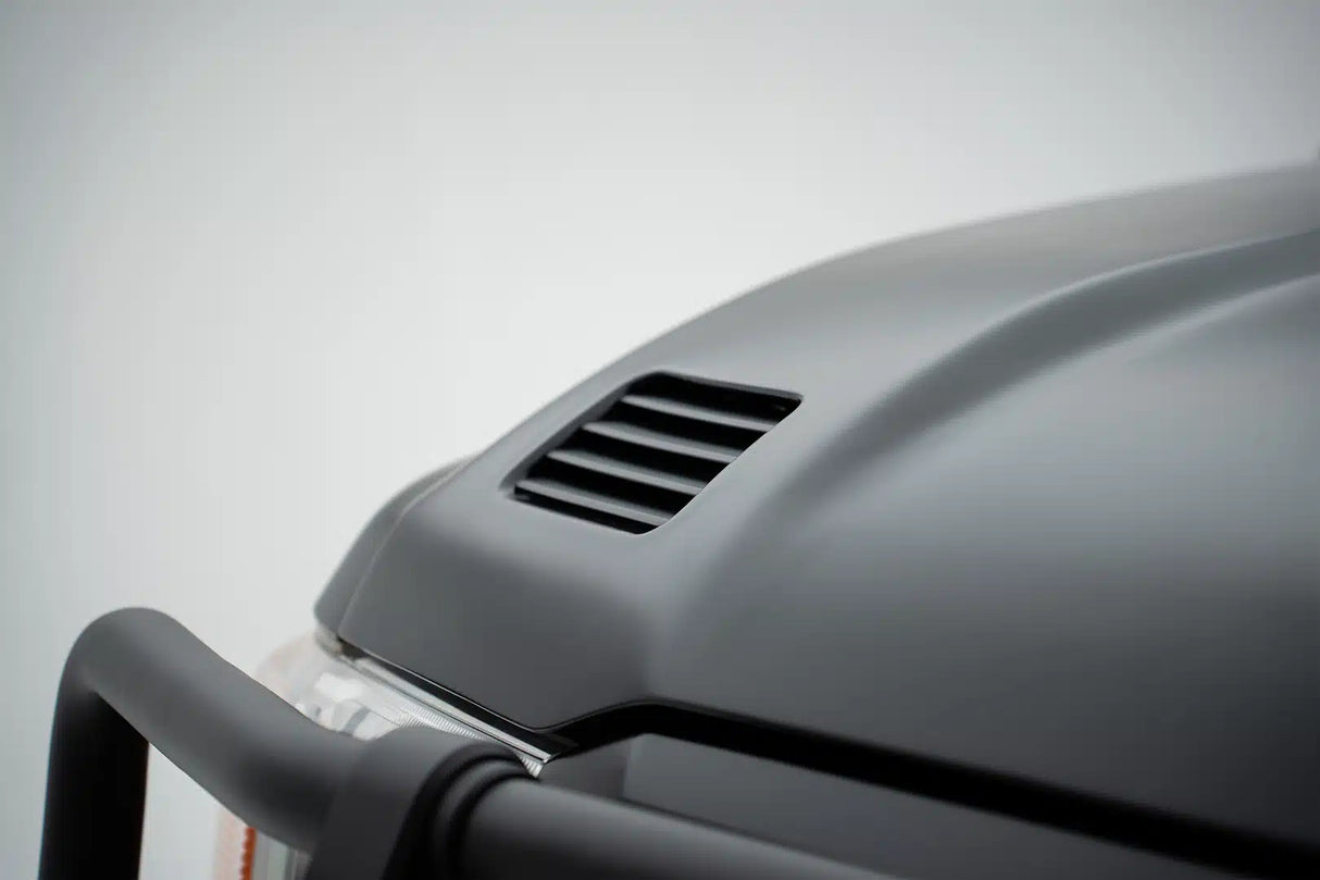 URNIETA Carbon Bonnet Kit | 70 Series LandCruiser 2008–2023