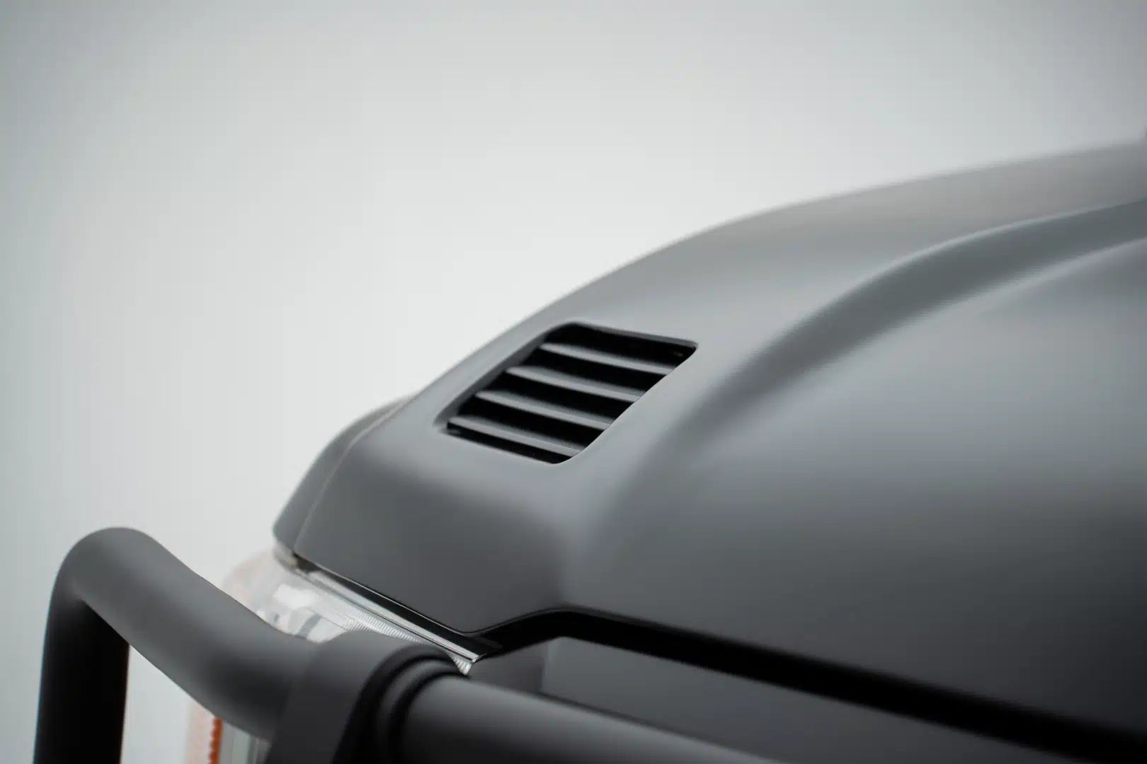 URNIETA Carbon Bonnet Kit | 70 Series LandCruiser 2008–2023