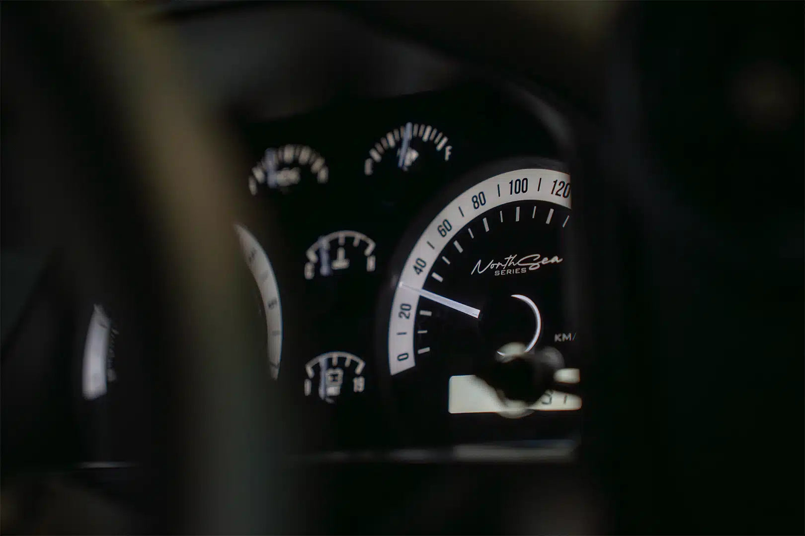 URNIETA Vintage Dashboard | 70 Series LandCruiser