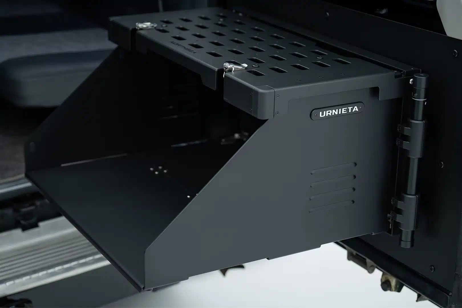 URNIETA Tailgate Drop Down Platform Table| 80 Series LandCruiser