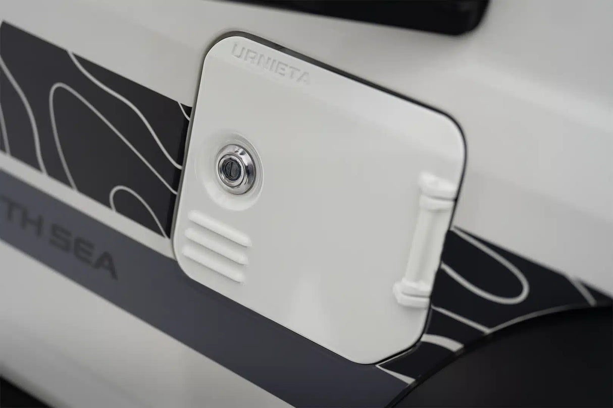 URNIETA Vintage Fuel Cap | 70 Series LandCruiser