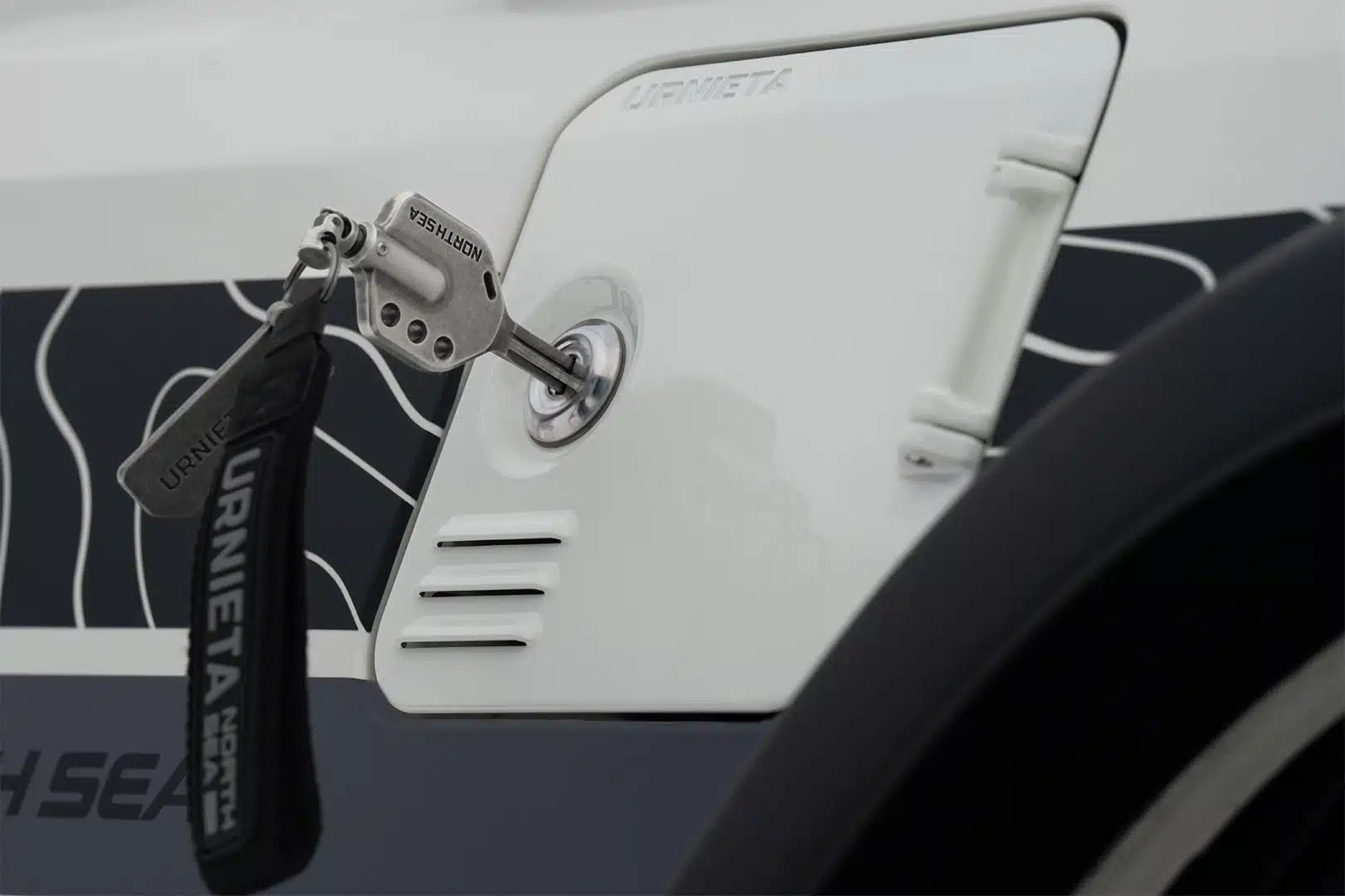 URNIETA Vintage Fuel Cap | 70 Series LandCruiser