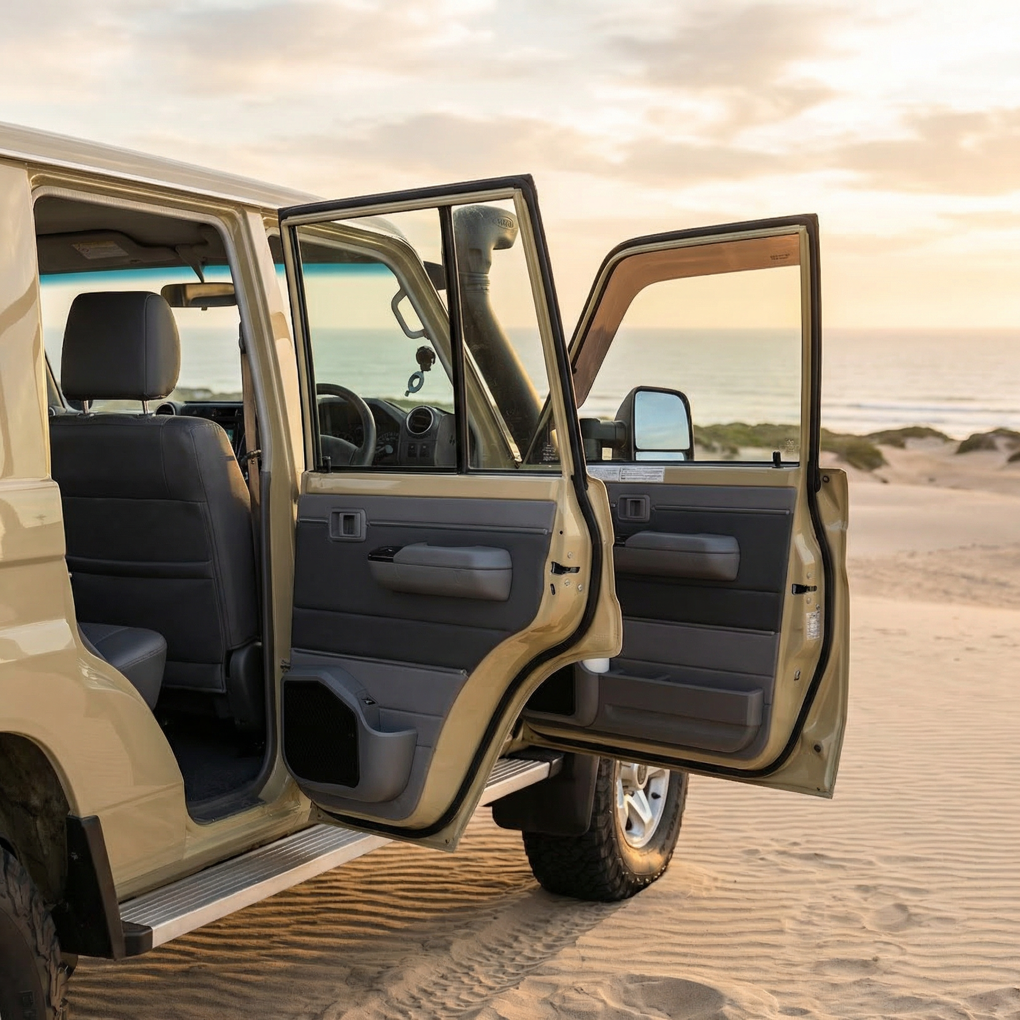 Front + Rear Speaker Door Pods with Pocket