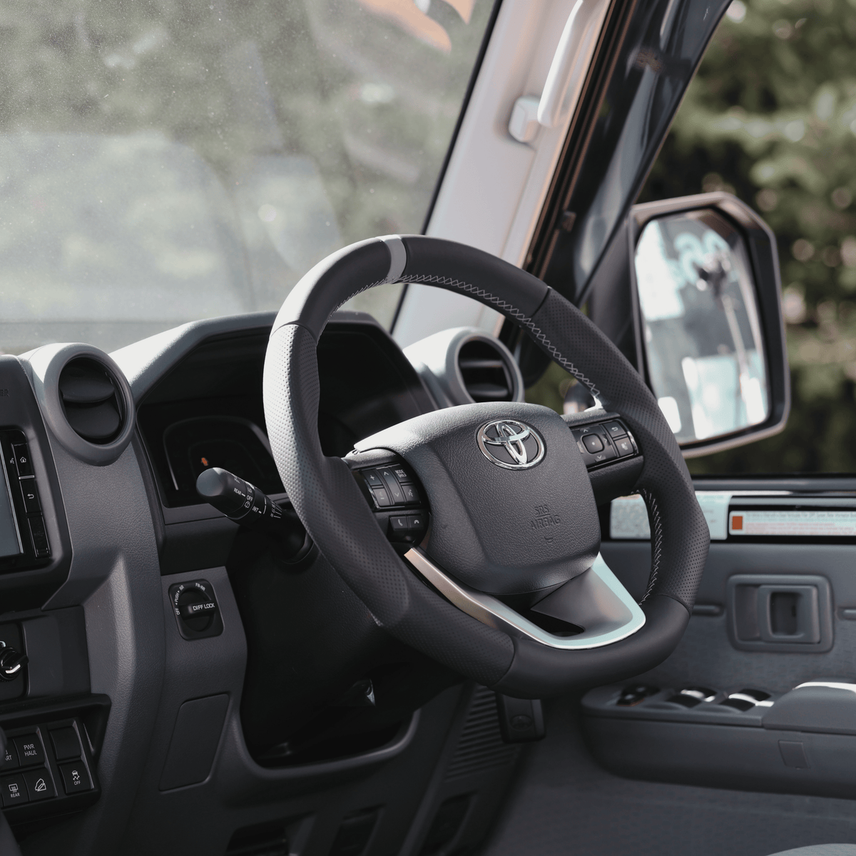 GRS Graphite Leather Steering Wheel Core for N80 Hilux, Fortuner & 70 ...